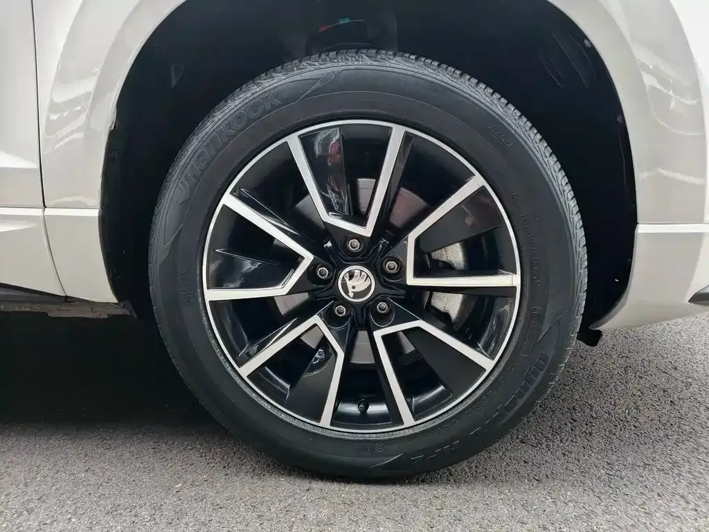 Skoda Karoq — фото 3