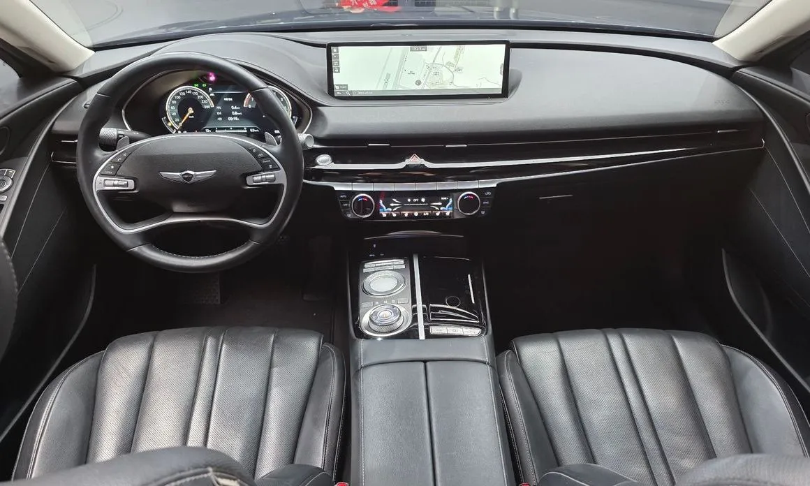 Genesis G80 — фото 10