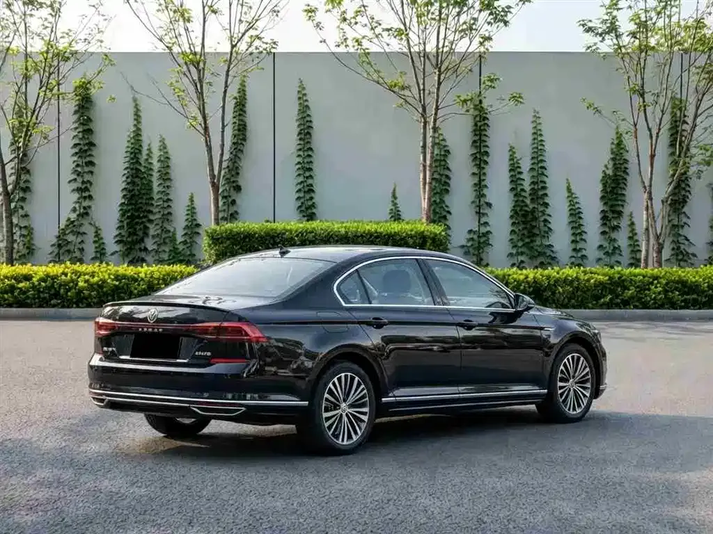 Volkswagen Passat — фото 7