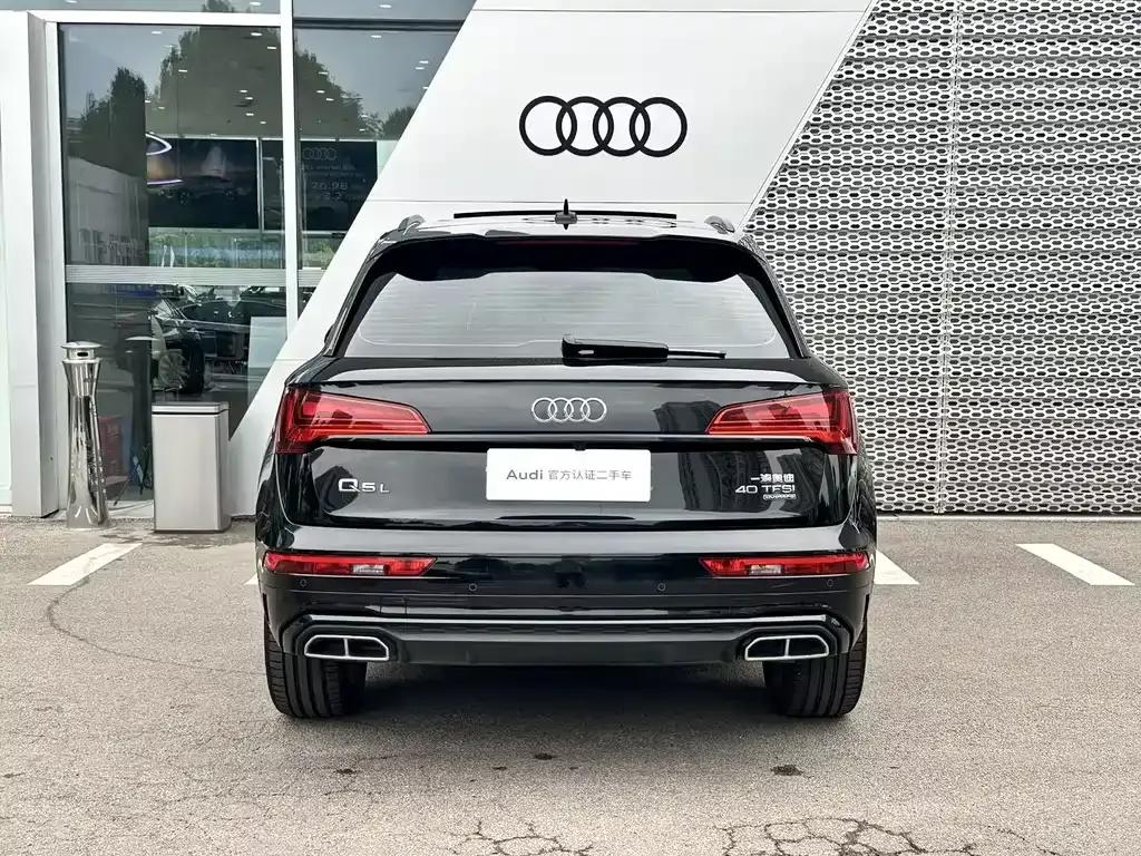 Audi Q5L — фото 4