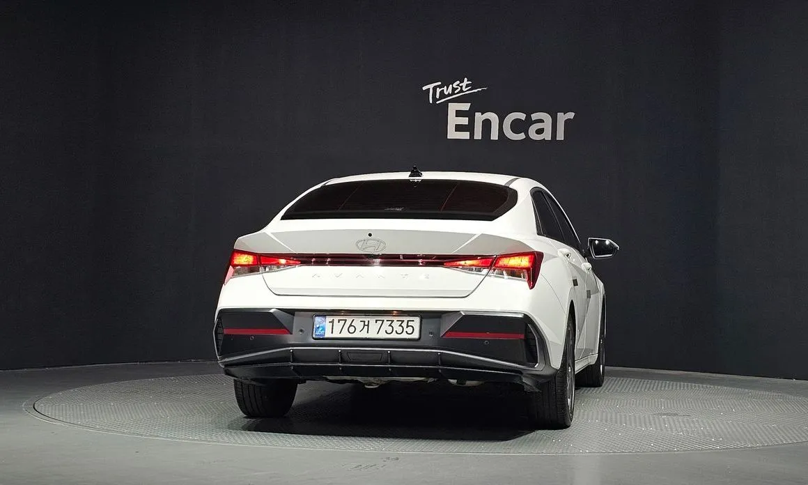 Hyundai AVANTE — фото 4