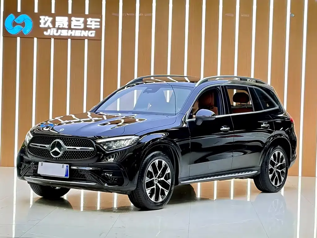 Mercedes-Benz GLC — фото 1