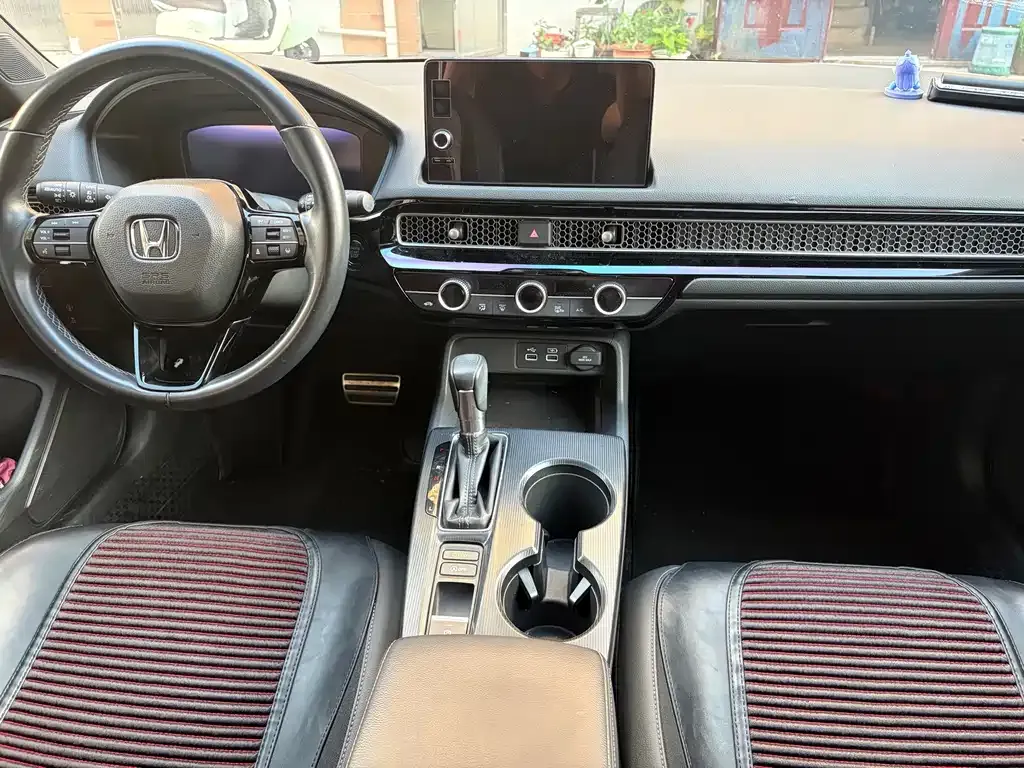 Honda Civic — фото 8