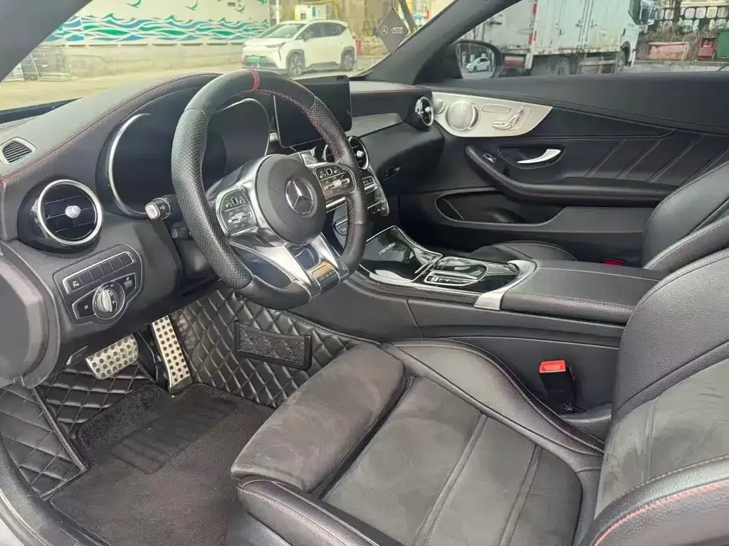 Mercedes-Benz C-Class AMG — фото 4