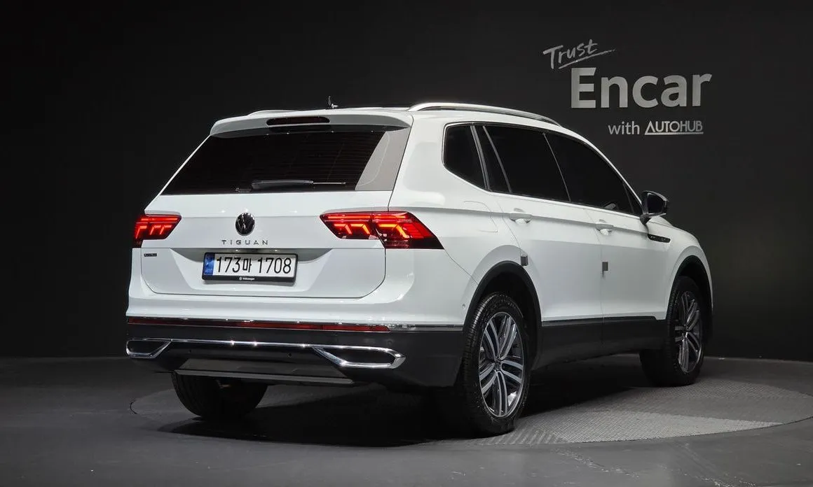 Volkswagen Tiguan — фото 4