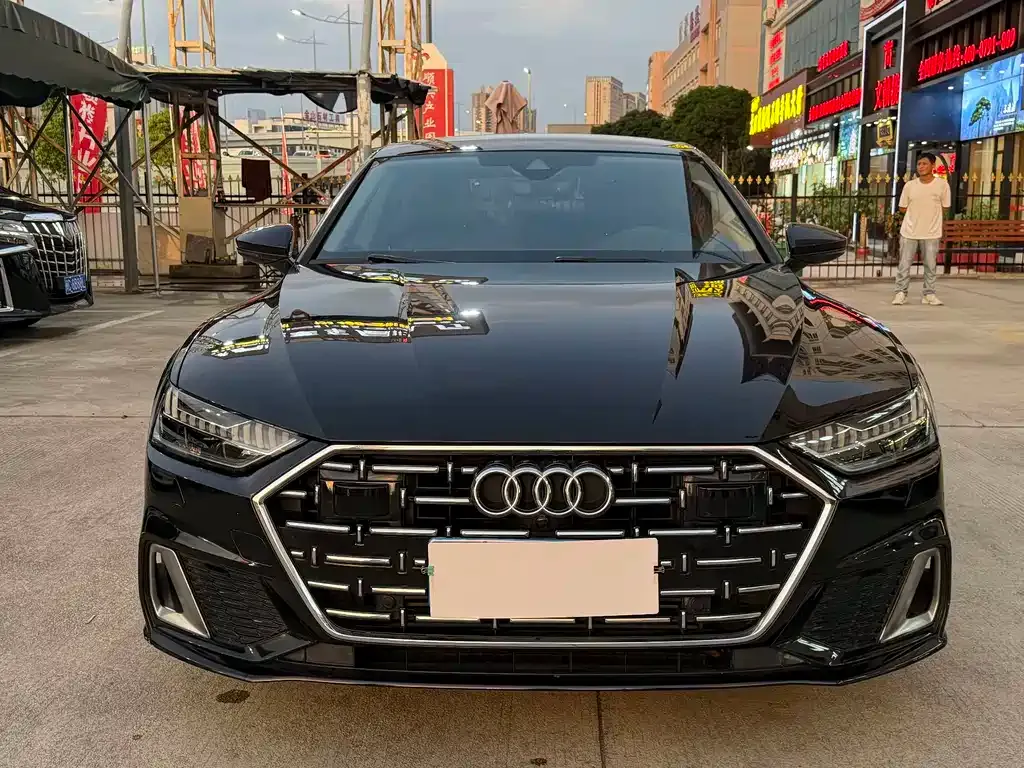 Audi A7L — фото 4