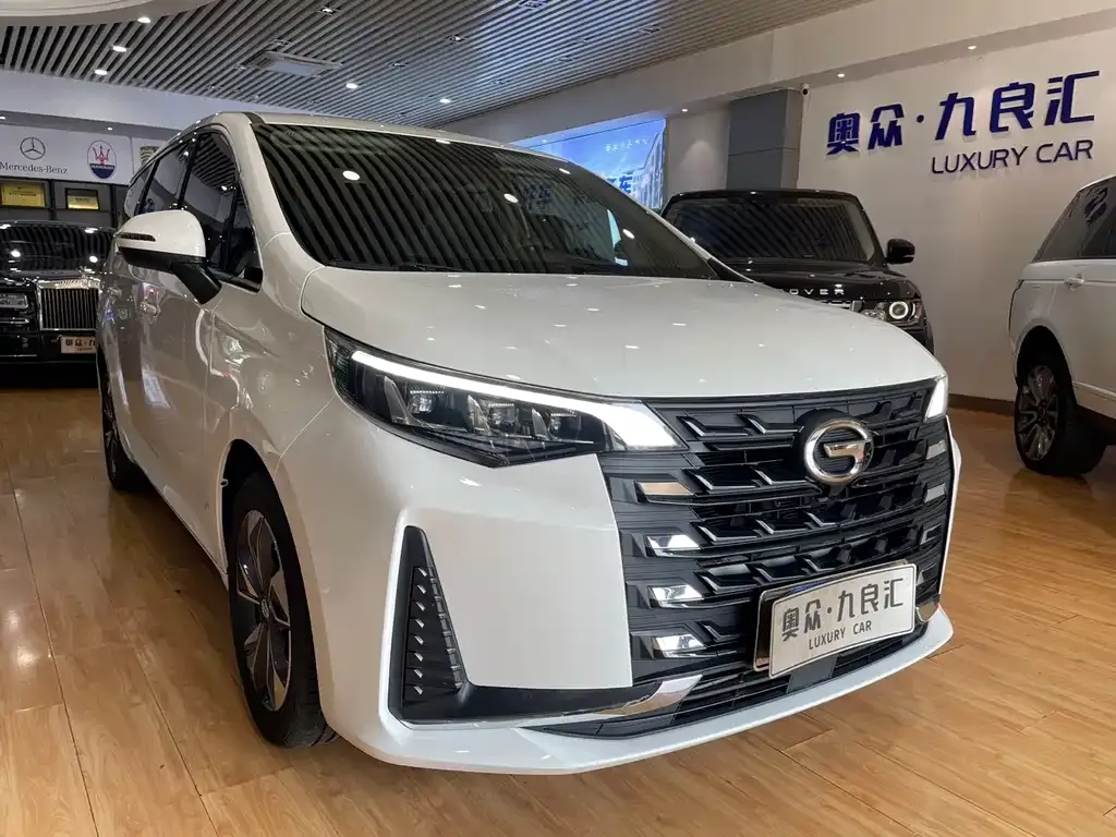 GAC Motor Trumpchi M6 — фото 1