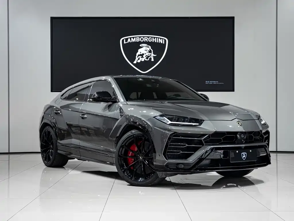 Lamborghini Urus — фото 7