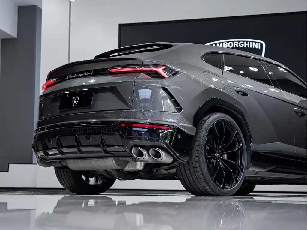 Lamborghini Urus — фото 5