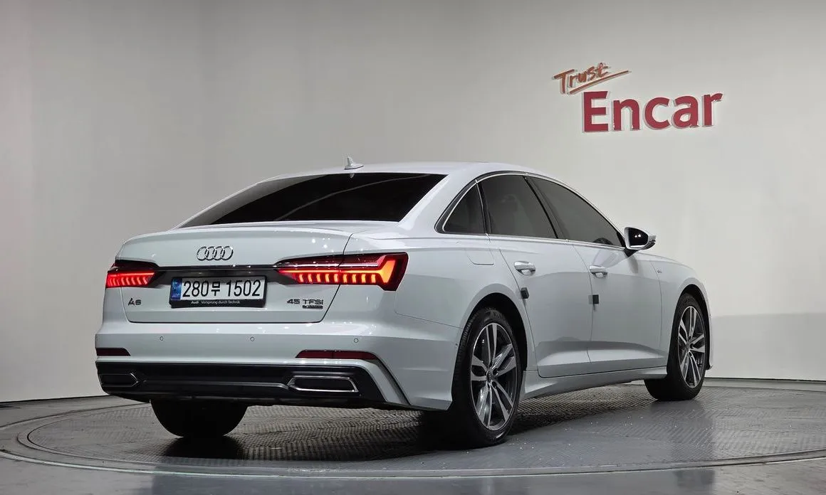 Audi A6 — фото 6