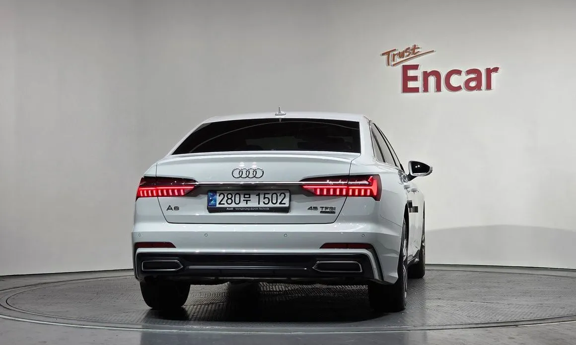 Audi A6 — фото 7