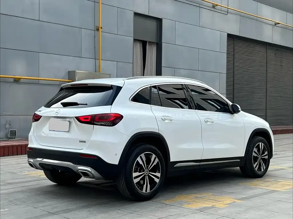 Mercedes-Benz GLA — фото 8