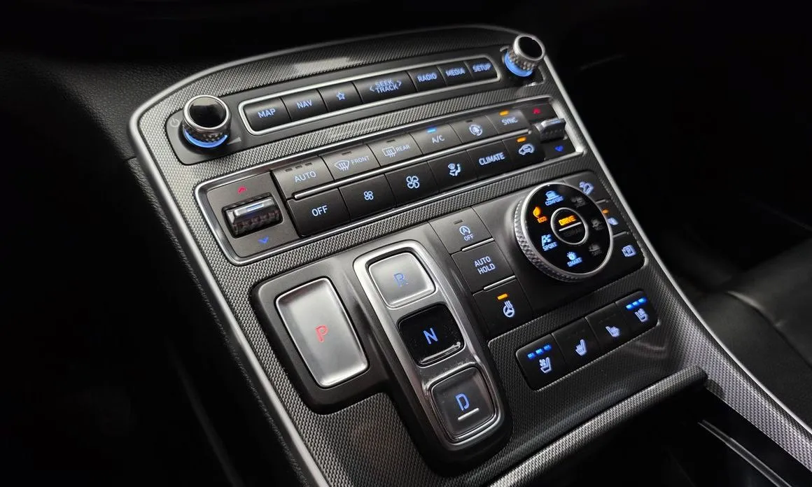 Hyundai Santafe — фото 7