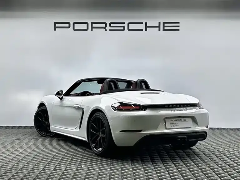 Porsche 718 — фото 6
