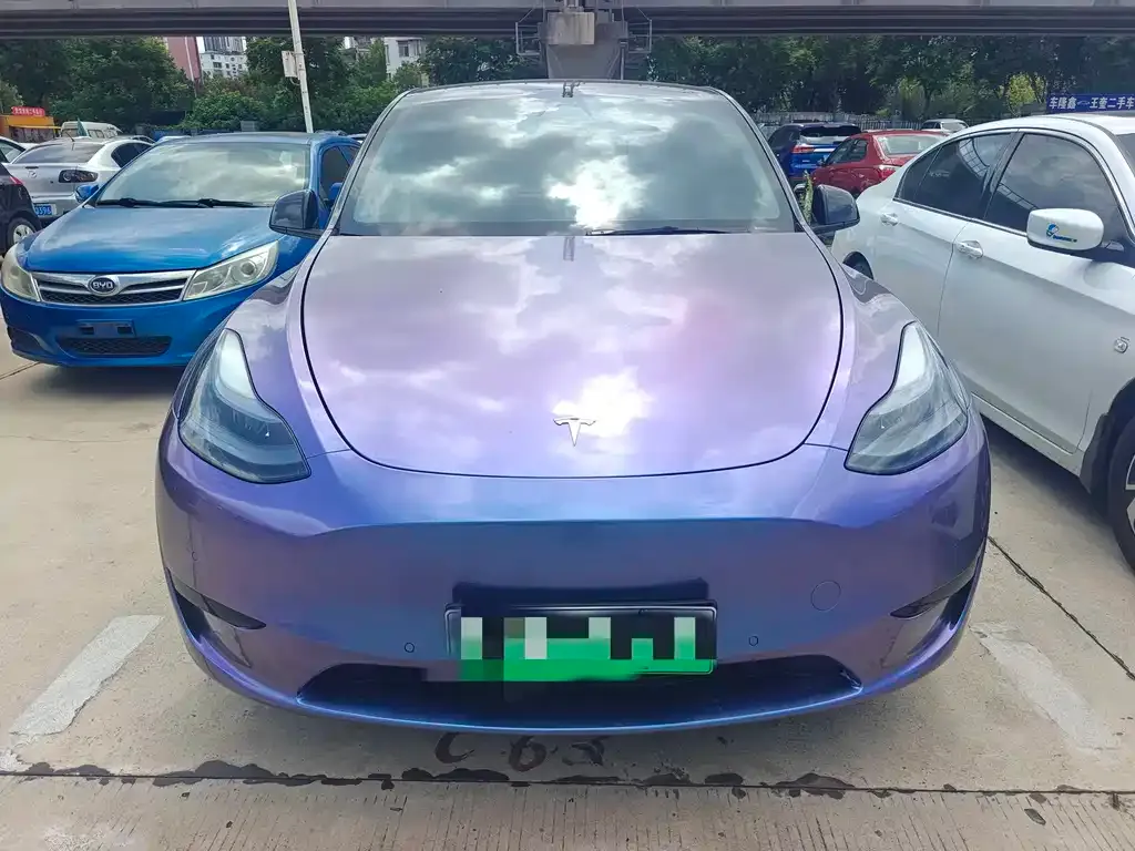Tesla Model Y — фото 9