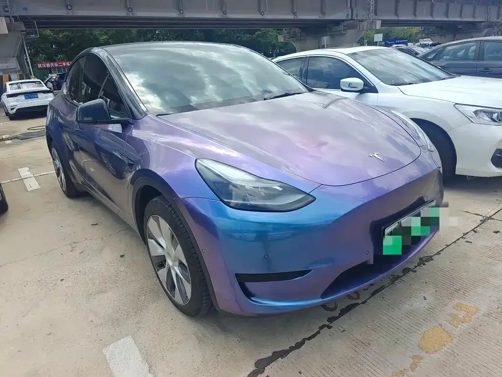 Tesla Model Y — фото 5