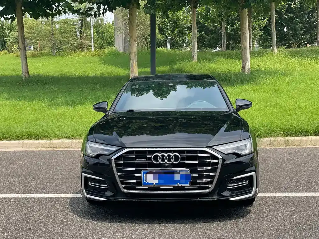 Audi A6L — фото 9