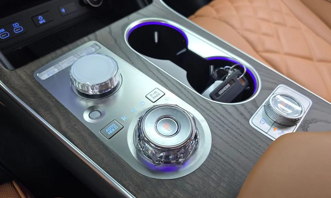 Genesis GV80 — фото 10