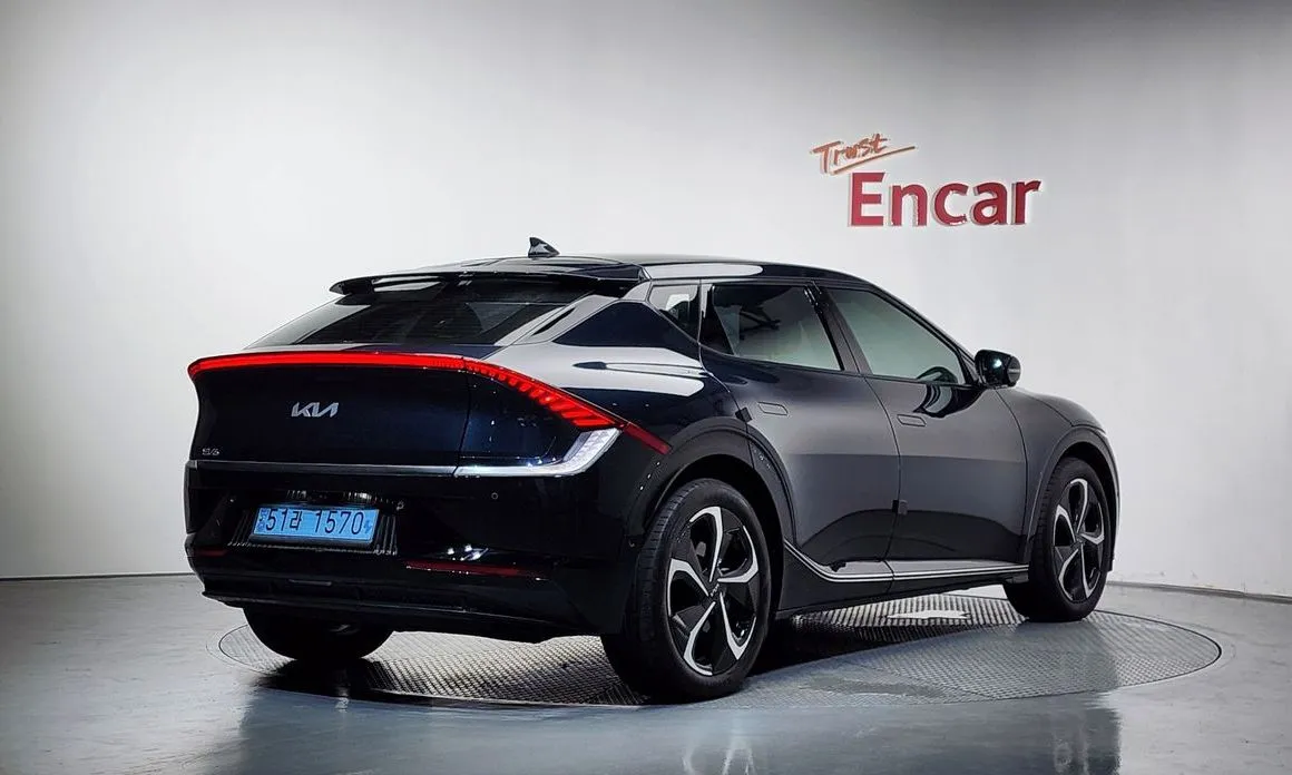 Kia EV6 — фото 7