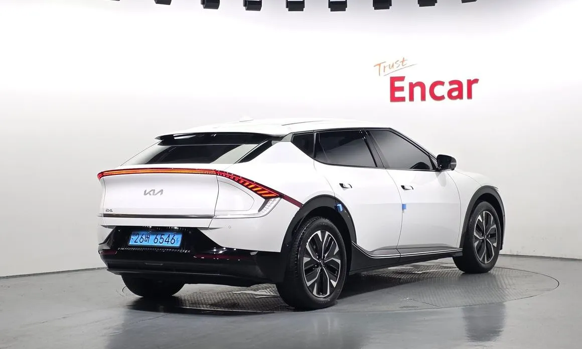 Kia EV6 — фото 4