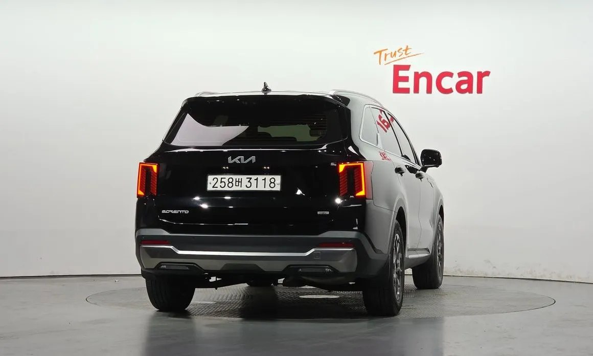 Kia Sorento — фото 3