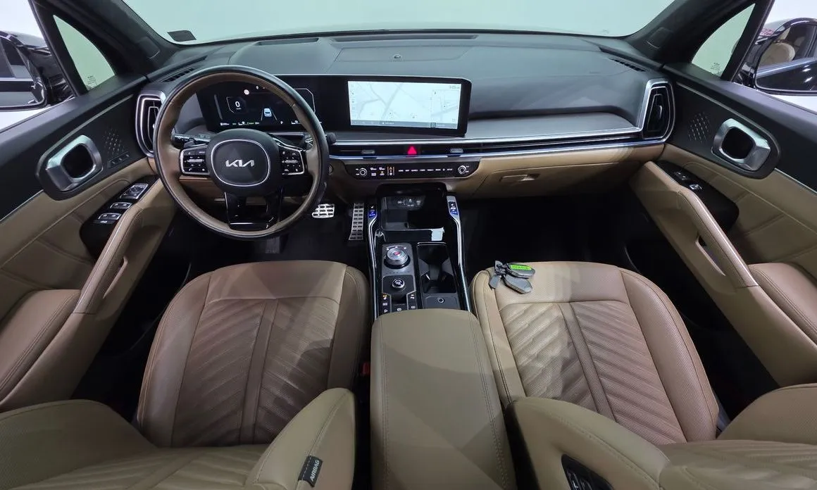 Kia Sorento — фото 10