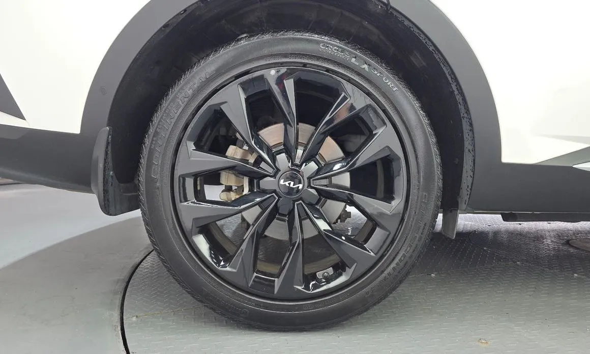 Kia Sorento — фото 4