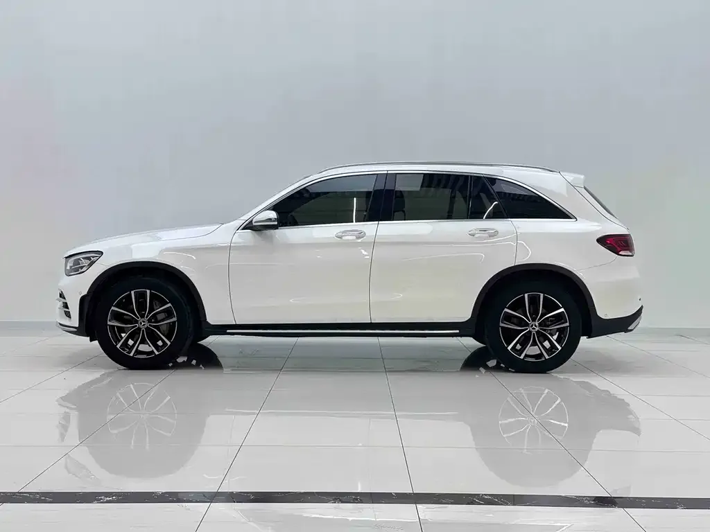 Mercedes-Benz GLC — фото 8