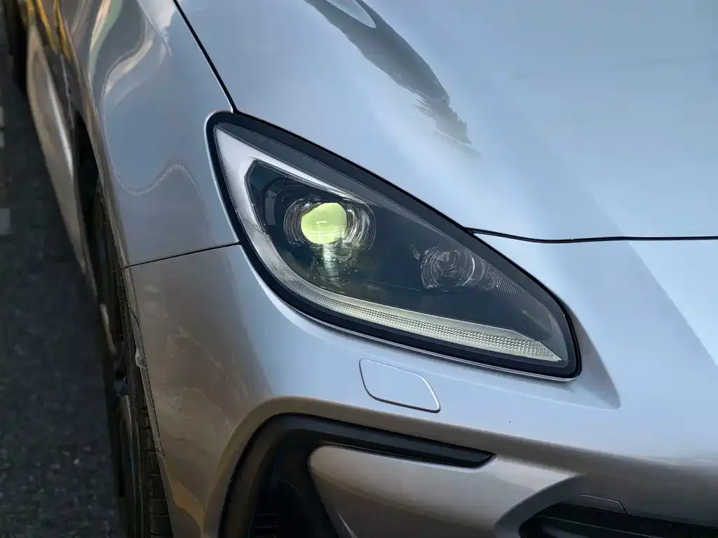 Subaru BRZ — фото 3