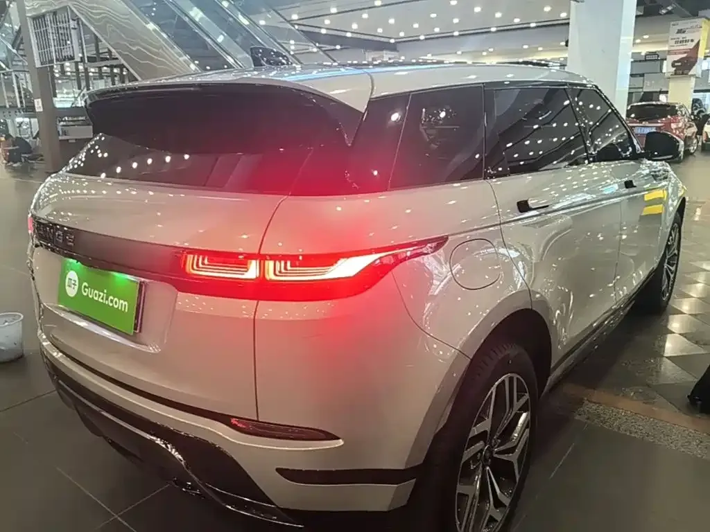 Land Rover Evoque — фото 9