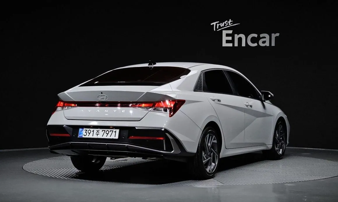 Hyundai AVANTE — фото 9