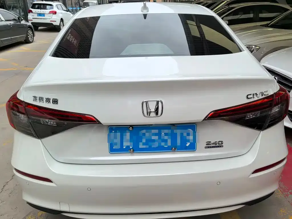 Honda Civic — фото 9