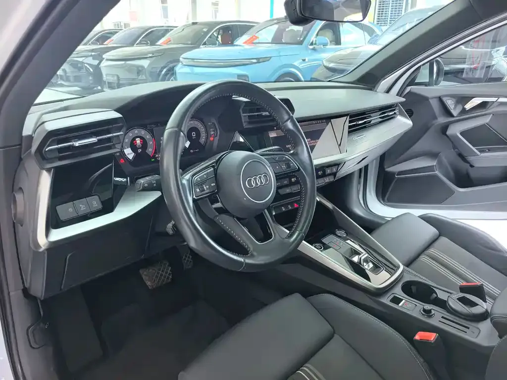 Audi A3 — фото 10