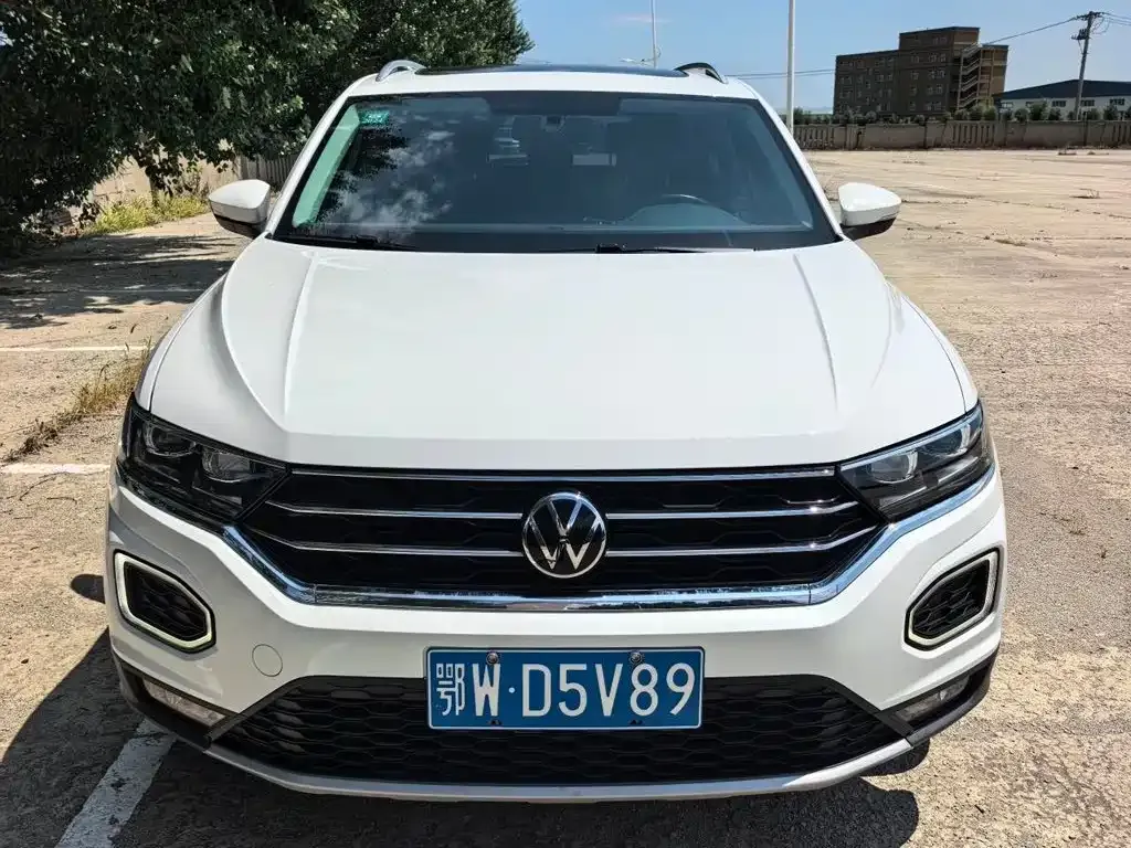 Volkswagen T-Roc — фото 3