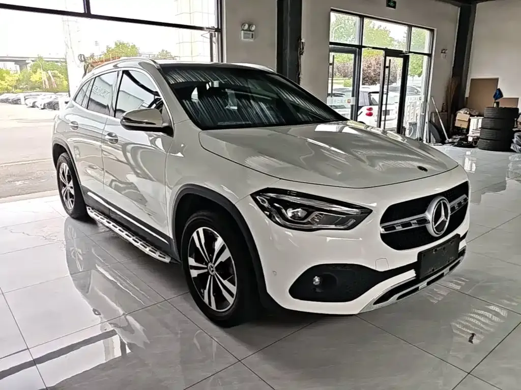 Mercedes-Benz GLA — фото 8