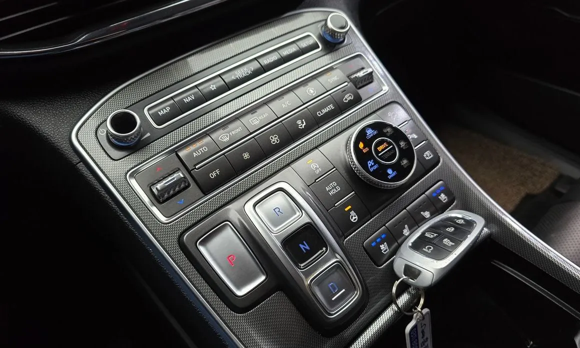 Hyundai Santafe — фото 10