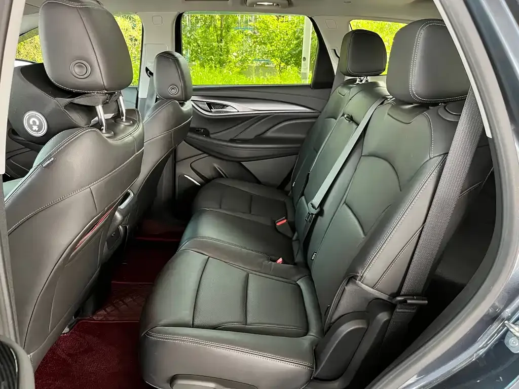 Buick Enclave — фото 4