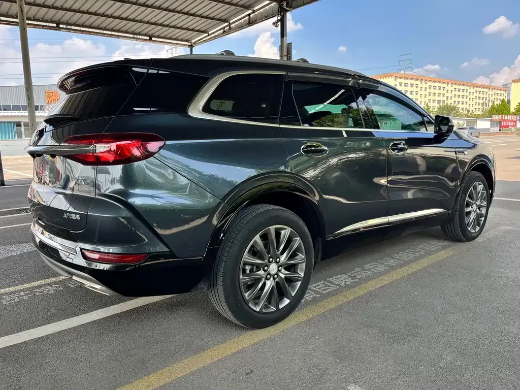 Buick Enclave — фото 10