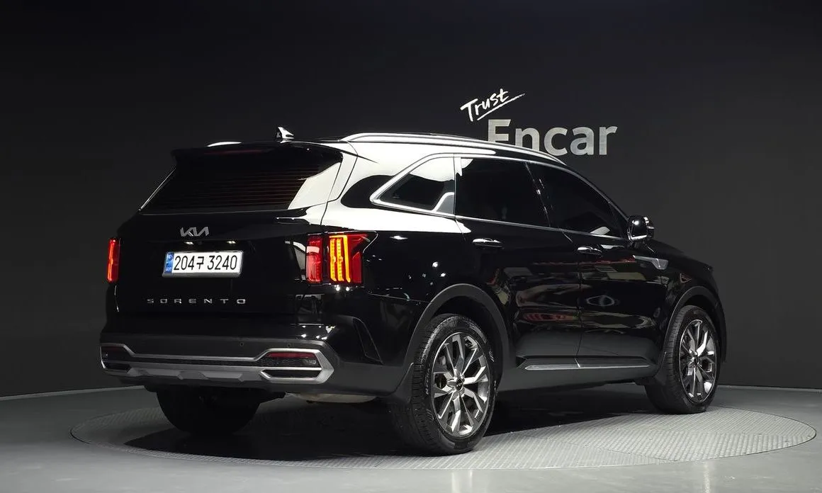 Kia Sorento — фото 5