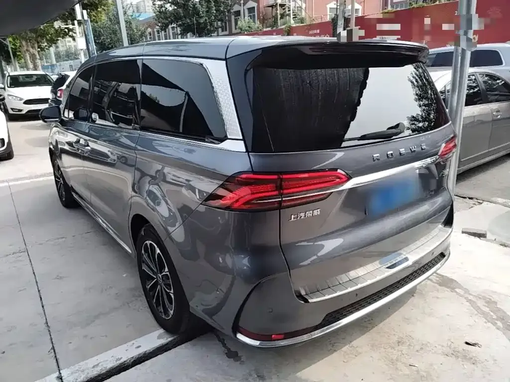 Roewe iMAX8 — фото 10