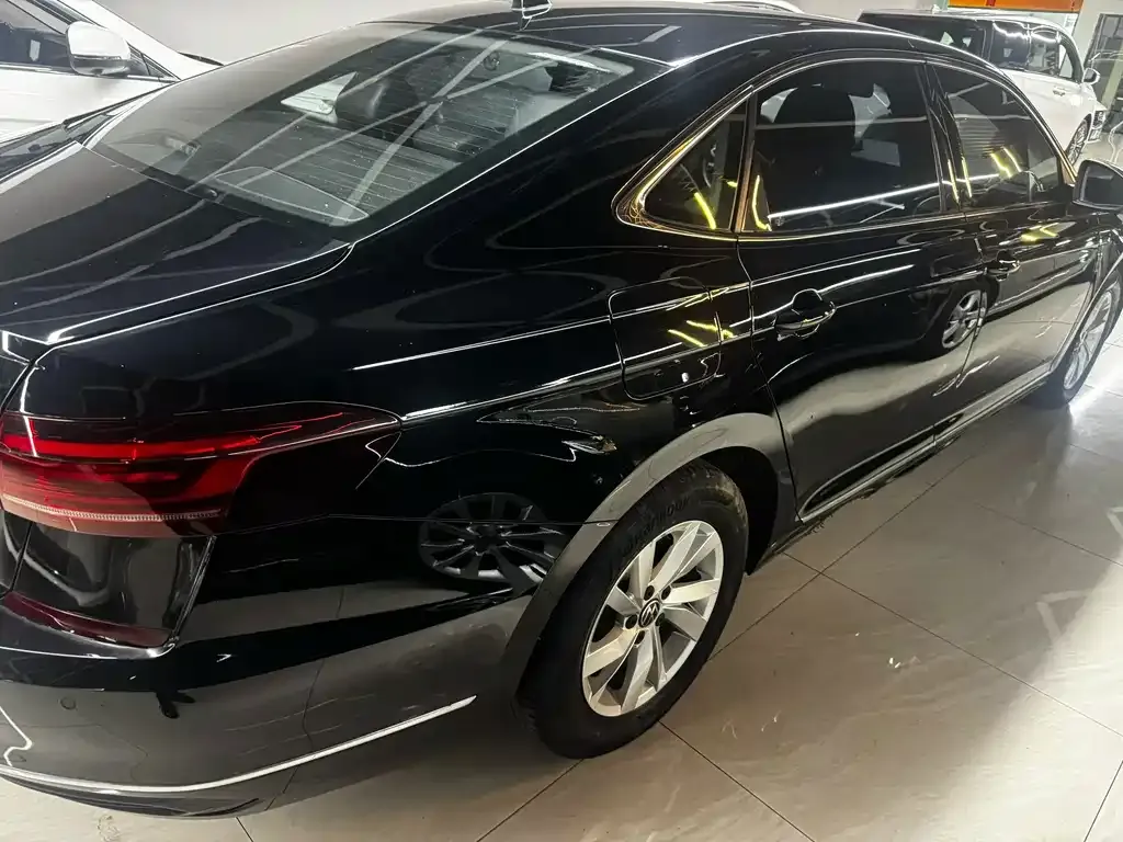 Volkswagen Passat — фото 5