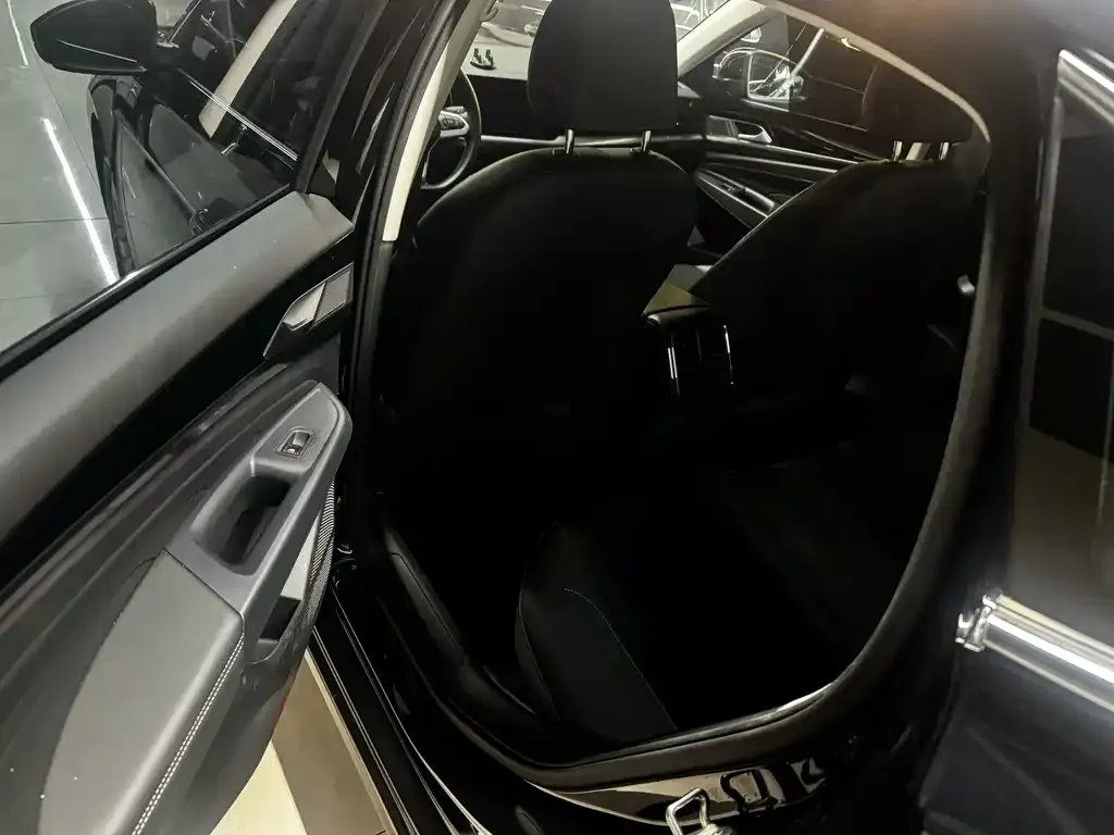Volkswagen Passat — фото 2