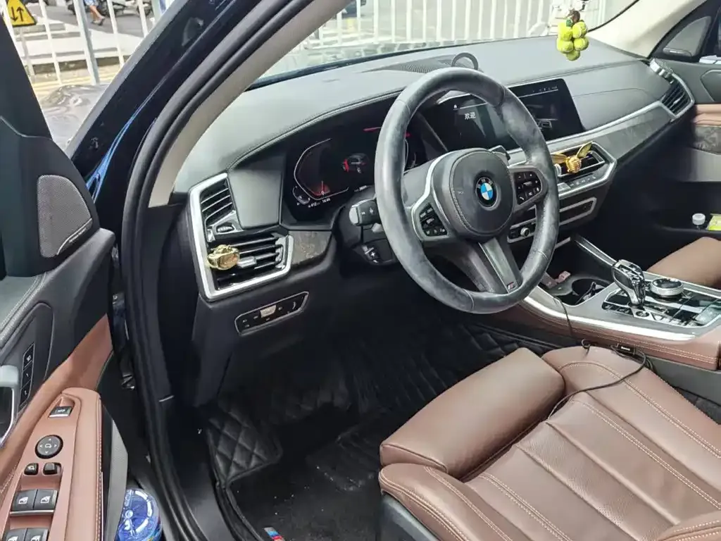 BMW X5 (Import) — фото 9