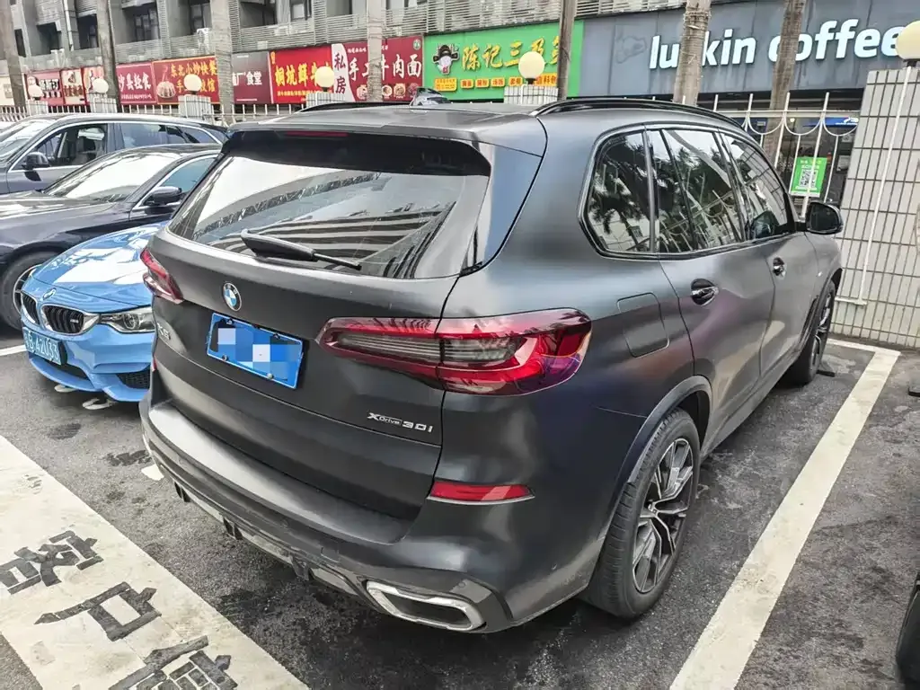 BMW X5 (Import) — фото 4