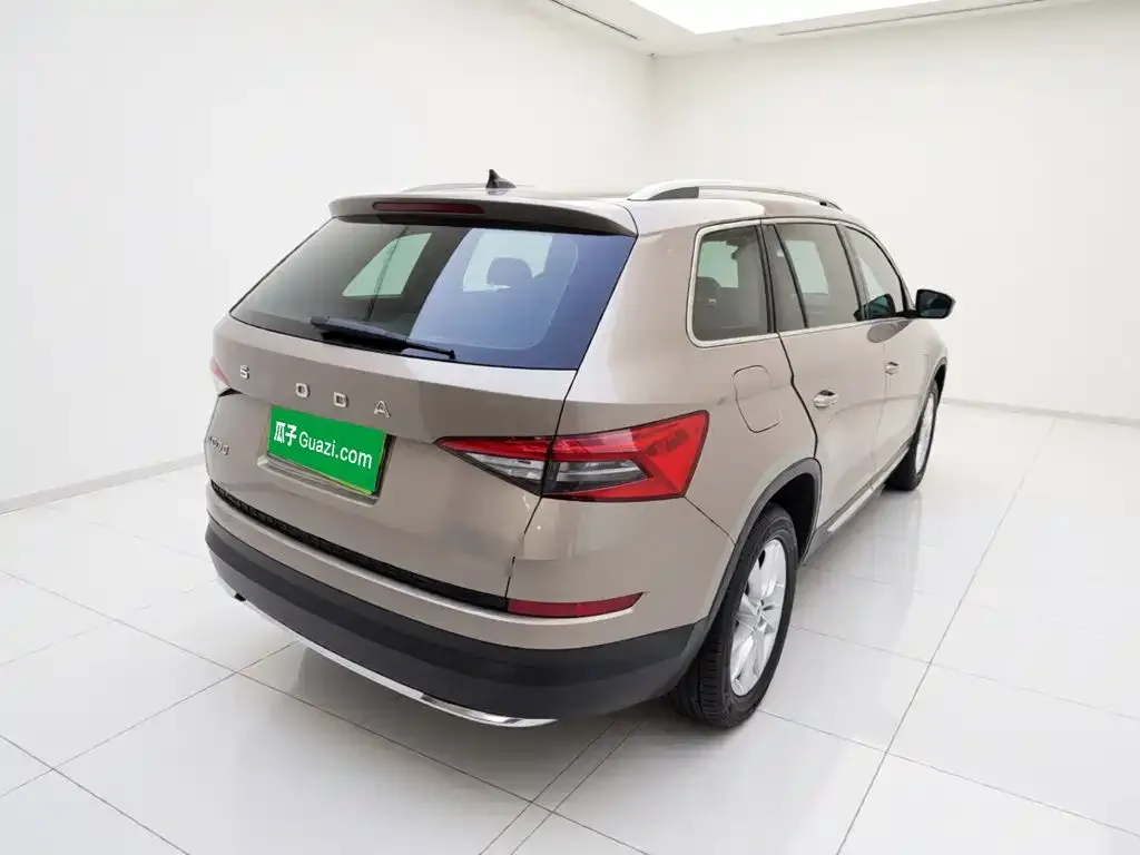 Skoda Kodiaq — фото 3