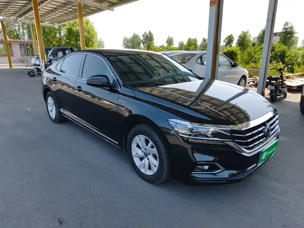 Volkswagen Passat — фото 5