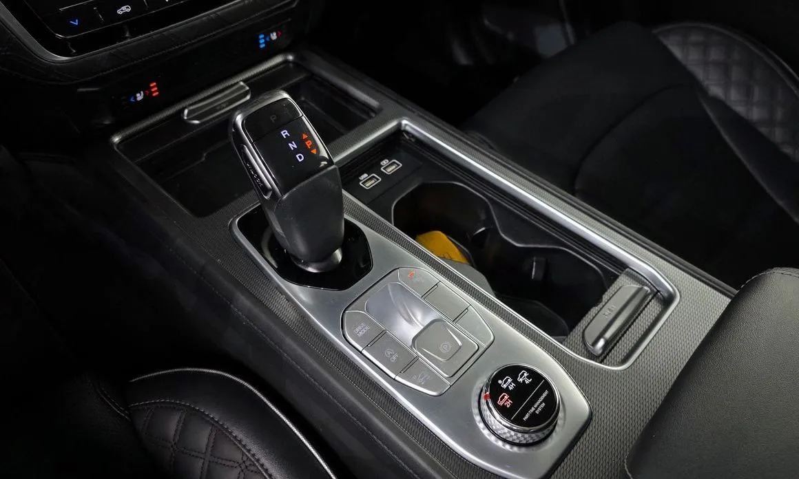 KG Mobility (Ssangyong) Rexton — фото 6