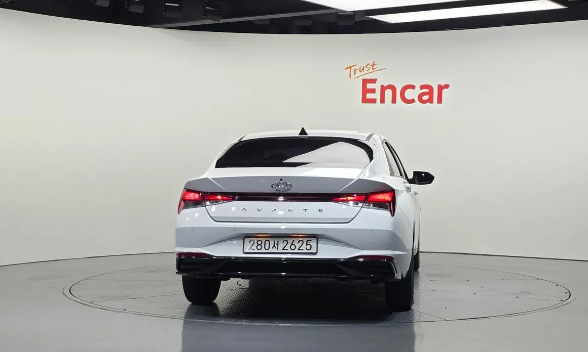 Hyundai AVANTE — фото 7