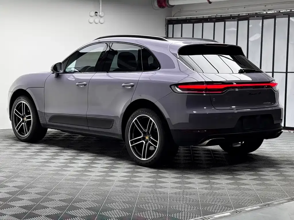 Porsche Macan — фото 9