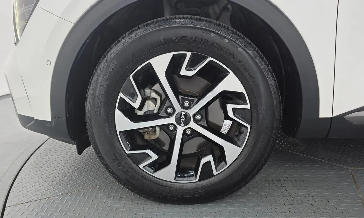Kia Sportage — фото 8